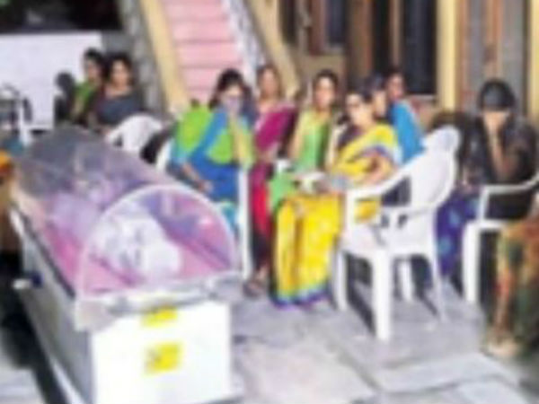 Telugu NRI woman ends life in Mumbai over husbands harassment Telugu NRI woman ends life in Mumbai over husbands harassment
