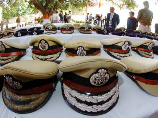 1181 IPS officers under Home Ministry scanner 1181 IPS officers under Home Ministry scanner