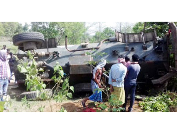 police vehicle accident in bengal police vehicle accident in bengal