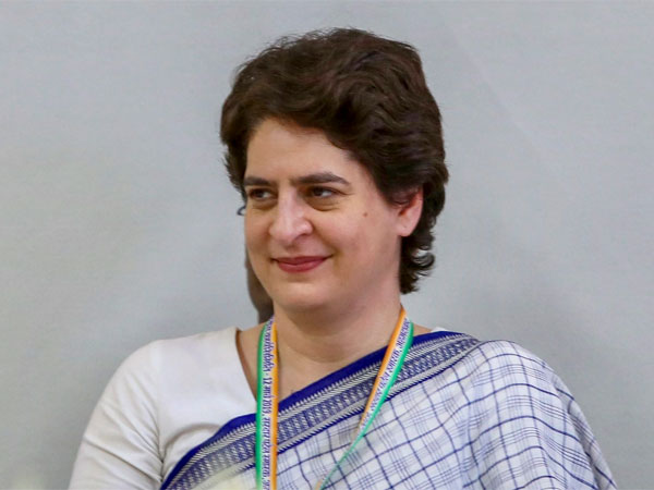 Priyanka Gandhi clearified Why Shes Not Contesting Against Modi Priyanka Gandhi clearified Why Shes Not Contesting Against Modi