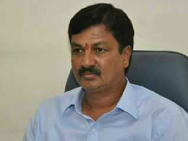 Rebel leaders of Congress are holding a meeting in Bengaluru today. Rebel leaders of Congress are holding a meeting in Bengaluru today.
