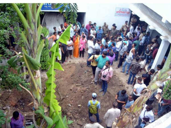 హత్యల విషయం బయటపడిందిలా...