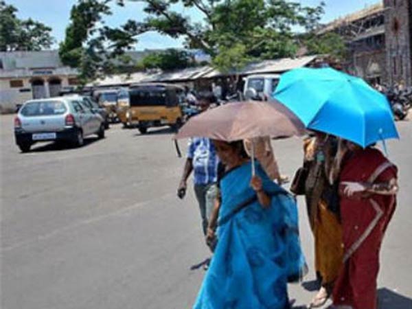తాత్కాలిక ఉపశమనాలవైపు జనాల పరుగులు..! అల్లాడుతున్న పట్టణ ప్రాంత ప్రజలు..!!