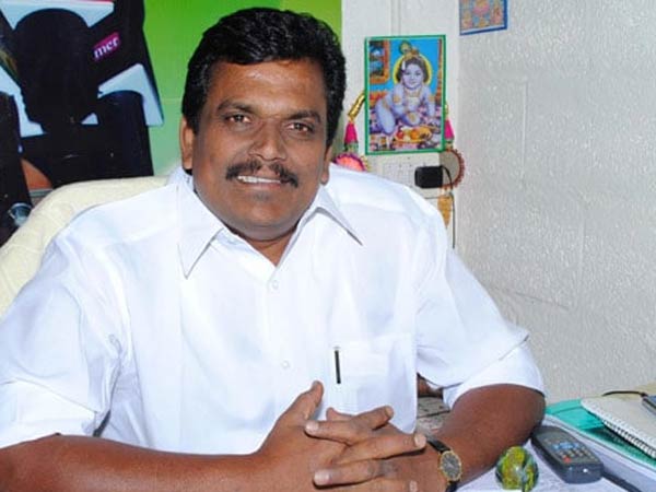 తమిళనాడులో ఆసక్తికర రాజకీయం..! ఉపపోరుతోనే ప్రభుత్వ పతనం అంటున్న ఏఎంఎంకే..!!