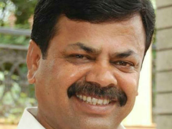 Lok Sabha elections 2019: Renukacharya says in Hubballi alleged Rs 50 crore invested for CM post Lok Sabha elections 2019: Renukacharya says in Hubballi alleged Rs 50 crore invested for CM post