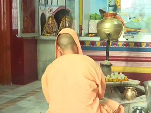 Uttar Pradesh CM Yogi Adithyanath visit Gorakhpur temple just before polling begins Uttar Pradesh CM Yogi Adithyanath visit Gorakhpur temple just before polling begins