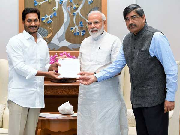 Chief Secretary of AP LV Subrahmanyam included in the team, which was met Modi Chief Secretary of AP LV Subrahmanyam included in the team, which was met Modi