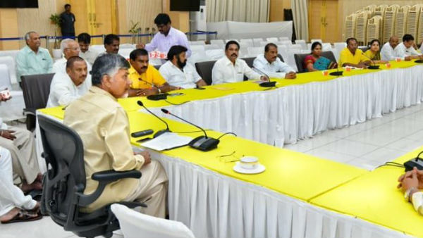 కరకట్ట ఆక్రమణదారులకు నోటీసులు..