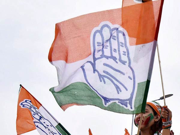 మంత్రులే కారణం
