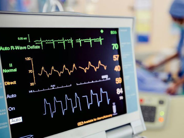 Woman takes breathe after declared dead by doctors Woman takes breathe after declared dead by doctors