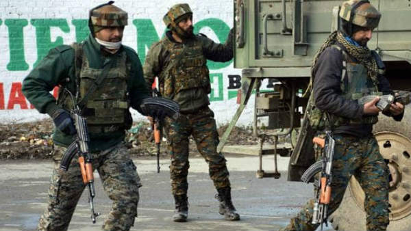 Encounter in Pulwama:Three terrorists gunned down, one among them is a cop Encounter in Pulwama:Three terrorists gunned down, one among them is a cop