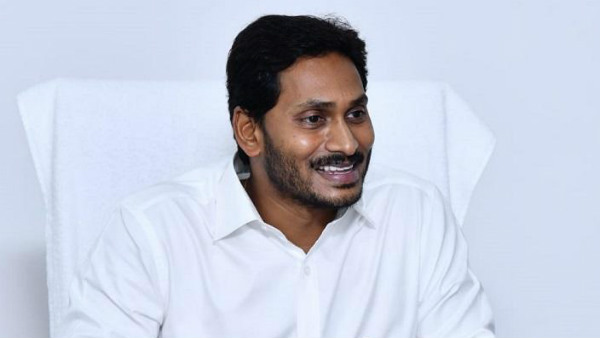 కాళేశ్వరం శిలాఫలకంపై జగన్ పేరు..