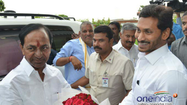 ఇద్దరు ముఖ్యమంత్రులు...రెండు రోజులు
