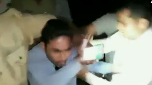 GRP inspector, constable suspended for thrashing and allegedly urinating on journalist in Shamli GRP inspector, constable suspended for thrashing and allegedly urinating on journalist in Shamli