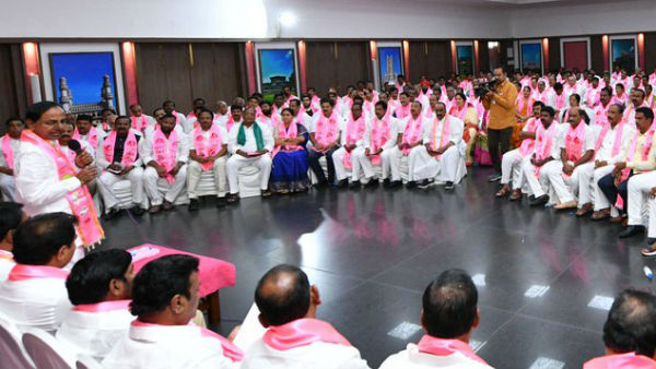 కారు జోరు ..