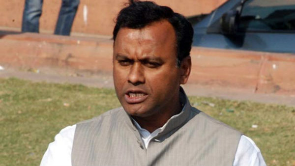 komatireddy rajagopl reddy has announced that no party change komatireddy rajagopl reddy has announced that no party change