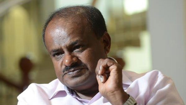 రైతు ఇంటిలో సీఎం