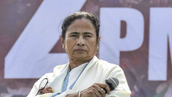 రాజకీయ కుట్ర అంటున్న దీదీ