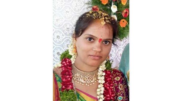 bride dead in road accident bride dead in road accident
