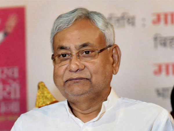బీజేపీపై రివర్స్ గేర్ వేసిన నితీష్