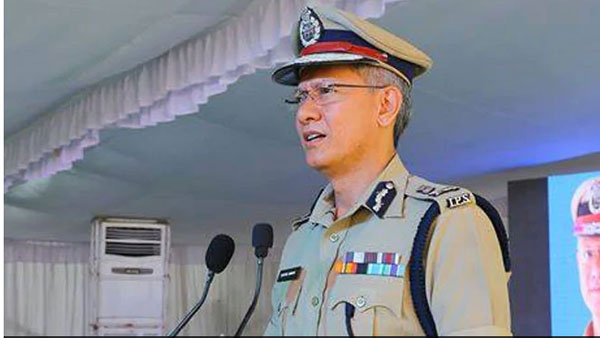 బదిలీలు ఓకే.. మరి పోస్టింగులు..!