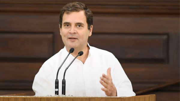 రాహుల్ పై ఒత్తిడికి కాంగ్రెస్ ర్యాలీ