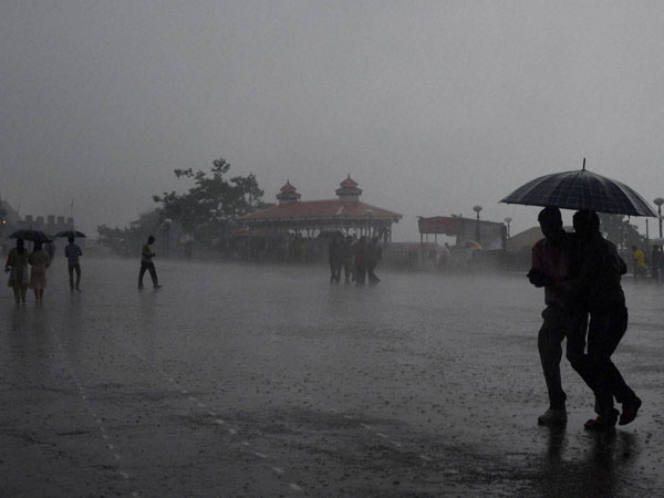Monsoon enters more parts of South Arabian Sea Monsoon enters more parts of South Arabian Sea