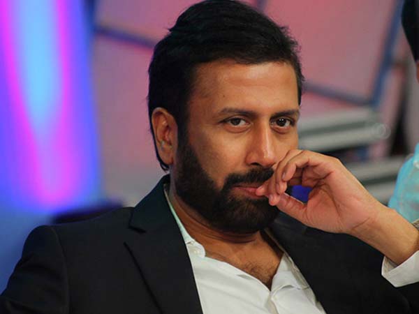 సుప్రీం లో అభ్షేక్ మను సింఘ్వి వాదనలు వినిపించటానికి కారణం అదేనా