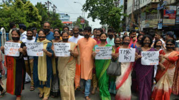 BJP, RSS men found hanging from trees BJP, RSS men found hanging from trees