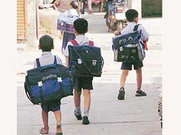 ఫీజులు సరే.. కనీస వసతులు ఏవి..?