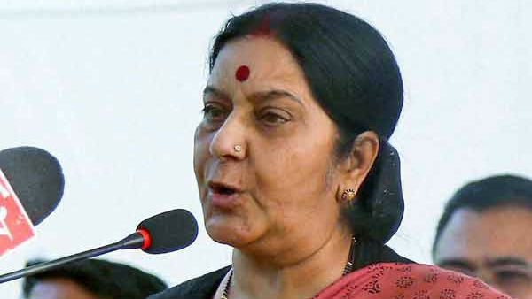 Sushma swaraj vacates her official residence,wins netizens hearts Sushma swaraj vacates her official residence,wins netizens hearts