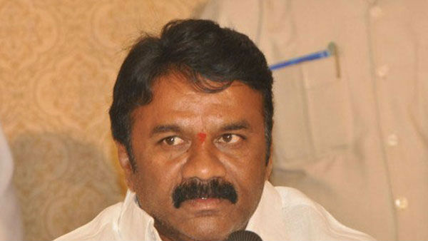 తెలంగాణా వేలు పెట్టి రిటర్న్ గిఫ్ట్ తీసుకున్నాడన్న తలసాని