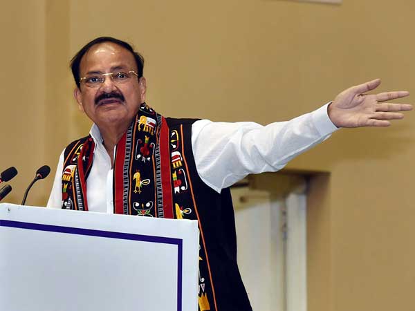 రాజకీయాల్లో లేను, భవిష్యత్ రాజకీయాల్లోకి రాను .. ఇక చాలు అన్న ఉపరాష్ట్రపతి