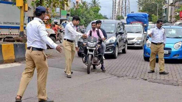 యూటర్న్లు మూసి వేస్తున్న పోలీసులు