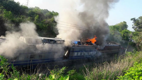 train derail in odisha, two dead train derail in odisha, two dead