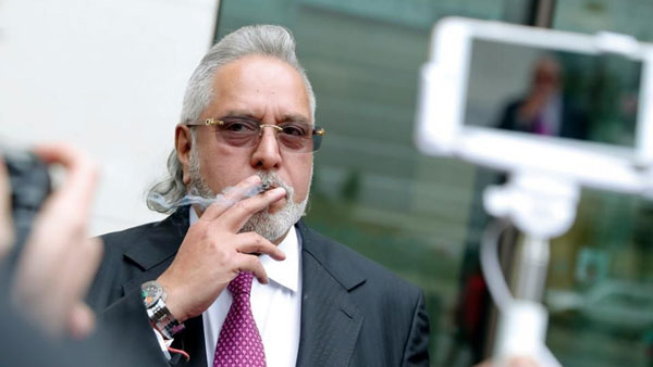 Crowd shouts chor chor as Vijay Mallya leaves Oval after India-Australia match Crowd shouts chor chor as Vijay Mallya leaves Oval after India-Australia match