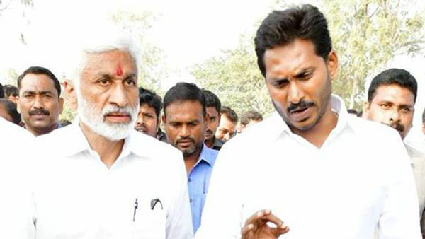 విడదీయని బంధంగా కేవీపి, వైయస్..! ఇప్పుడు జగన్ తో సాయిరెడ్డి..!!