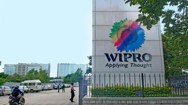 Wipro offers hike in salaries to its employees Wipro offers hike in salaries to its employees