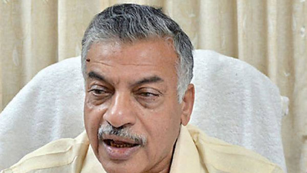 ఎన్టీఆర్ , వై ఎస్సార్ తర్వాత జనం చెప్పుకునే నేత జగన్ అన్న యార్లగడ్డ