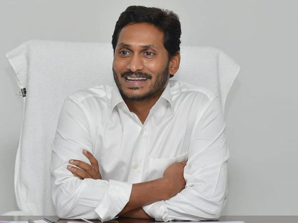 అడిగింది రూ.6000..ఇచ్చింది రూ.10,000