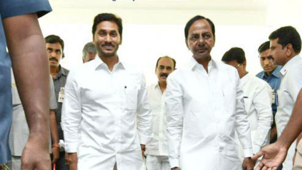 భవిష్యత్ తరాల కోసం జల వివాదాలు సామరస్యంగా పరిష్కరించుకుందామన్న జగన్ , కేసీఆర్
