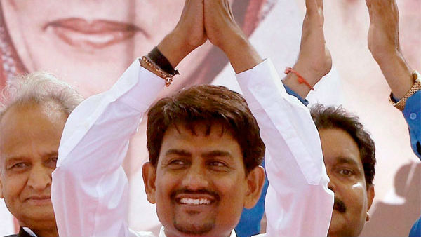 క్రాస్ ఓటింగ్కు పాల్పడ్డ కాంగ్రెస్ ఎమ్మెల్యేలు