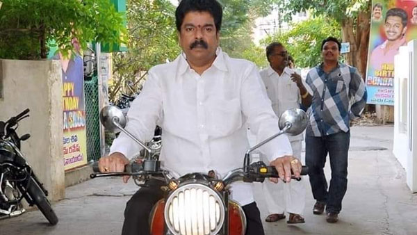 ఆగస్ట్ నెలలో జగన్ ను కలిసే అవకాశం ... పార్టీ మార్పు పక్కానే అని సంకేతాలు