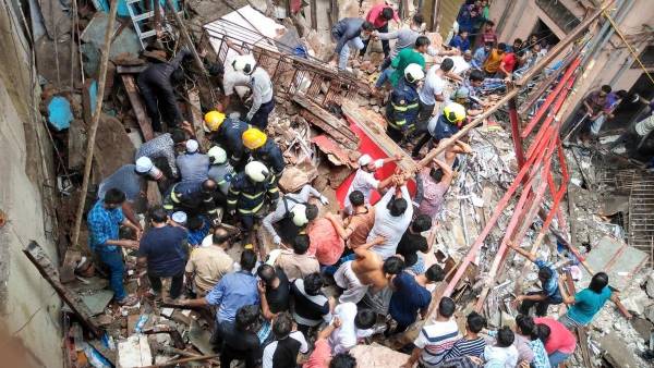 Building Collapses In Mumbais Dongri, 50 Feared Trapped Building Collapses In Mumbais Dongri, 50 Feared Trapped