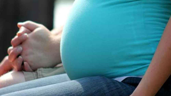 బావ అని నమ్మితే గర్బవతిని చేశాడు