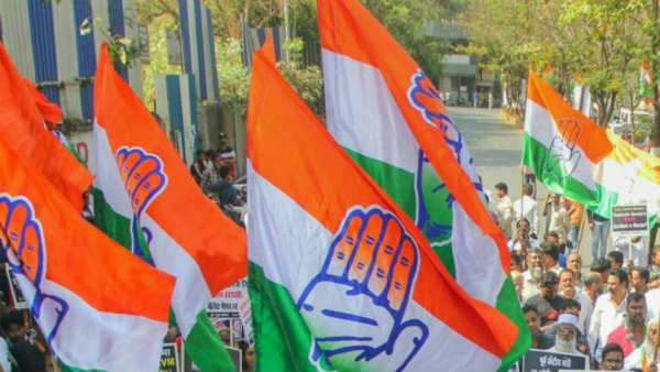 కాంగ్రెస్ చర్యను తప్పుబట్టిన మంత్రులు