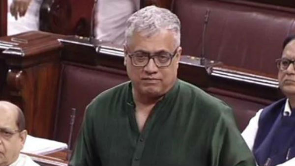 Derek OBrien Shares Sex Abuse Story, Smriti Irani Praises His Courage Derek OBrien Shares Sex Abuse Story, Smriti Irani Praises His Courage