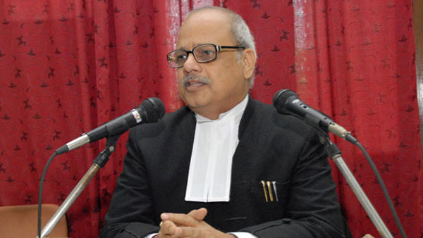 Former Justice Eeshwarayya goud slams Chandrababu over corruption, Praises Jagan for his schemes Former Justice Eeshwarayya goud slams Chandrababu over corruption, Praises Jagan for his schemes