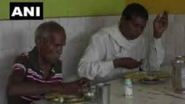 Garbage Cafe In Chhattisgarh To Offer Free Food In Exchange For Plastic Garbage Cafe In Chhattisgarh To Offer Free Food In Exchange For Plastic