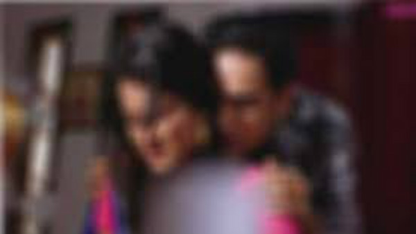 మహిళలను ట్రాప్ చేసి.. శారీరకంగా లోబర్చుకుని..!